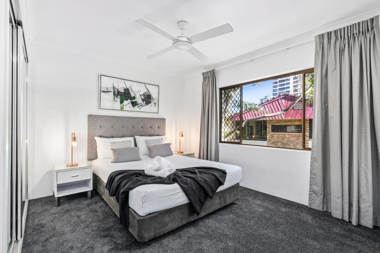 Coco Bella Retreat In Central Surfers - Sleeps 6-8 Gold Coast Exterior photo