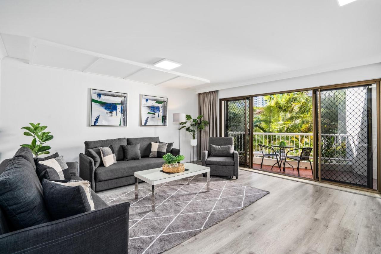 Coco Bella Retreat In Central Surfers - Sleeps 6-8 Gold Coast Exterior photo