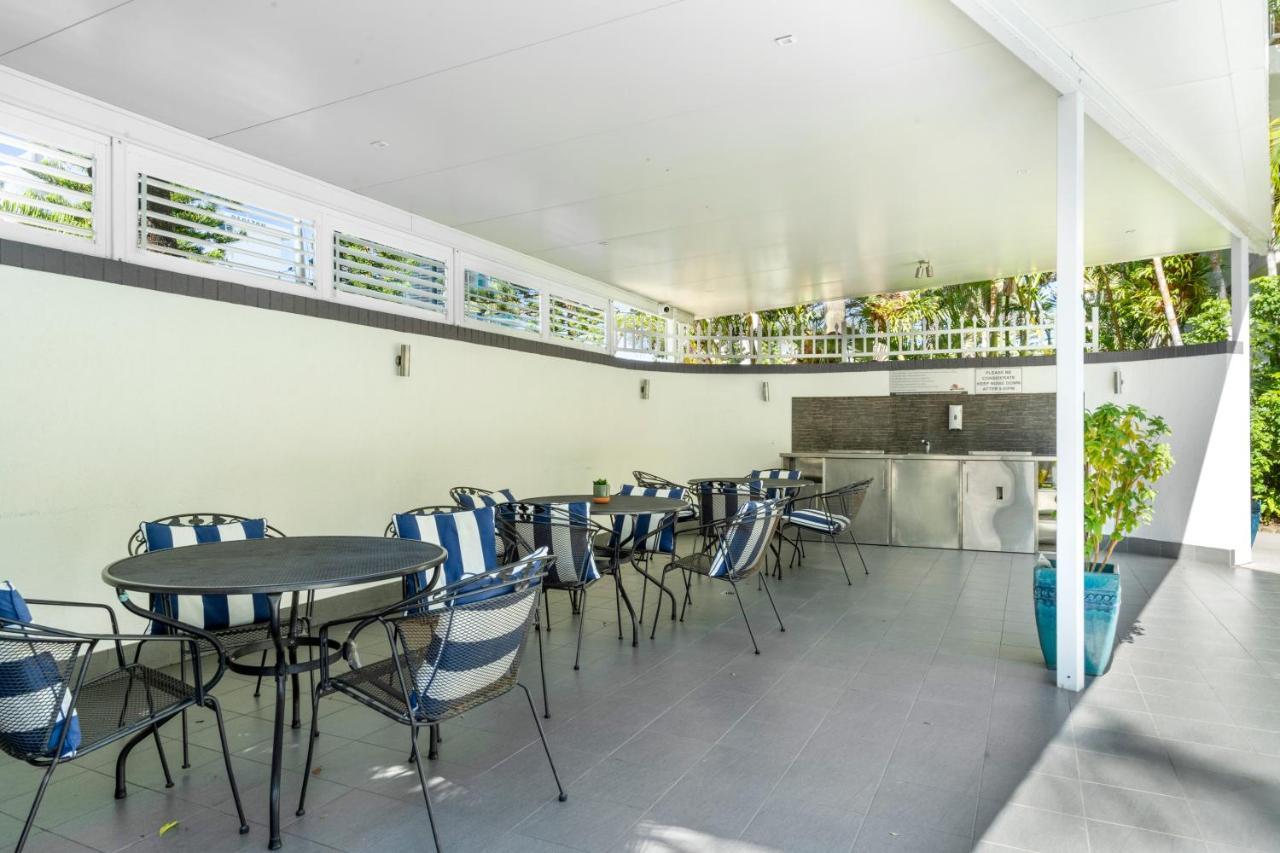 Coco Bella Retreat In Central Surfers - Sleeps 6-8 Gold Coast Exterior photo